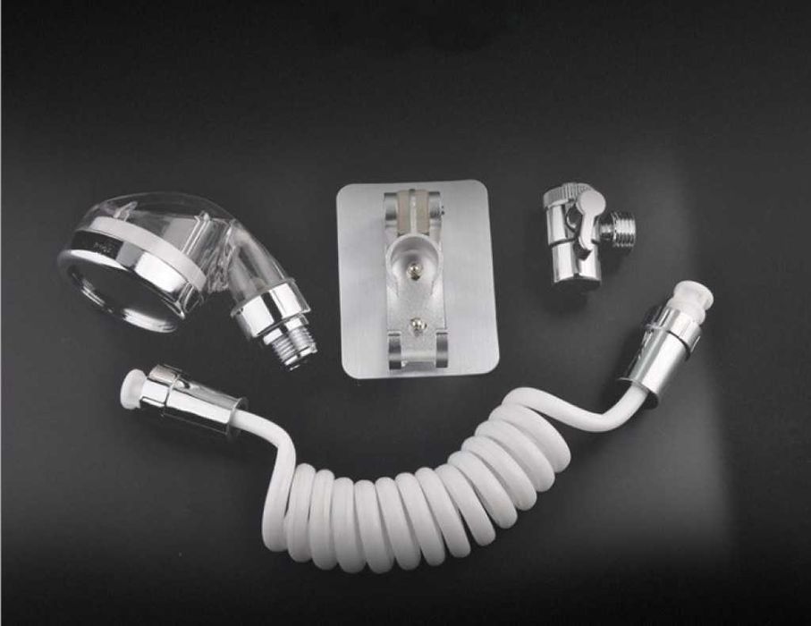 Душ за мивка с гъвкав маркуч със стенно окачване