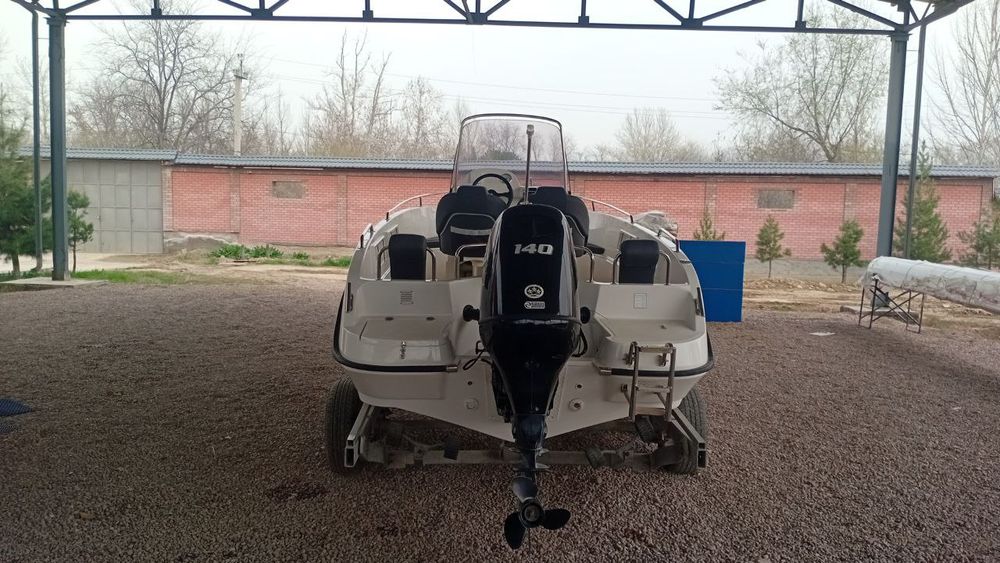 Продается новый катер Emile 570 спорт с новым  двигателям сузуки 140-4