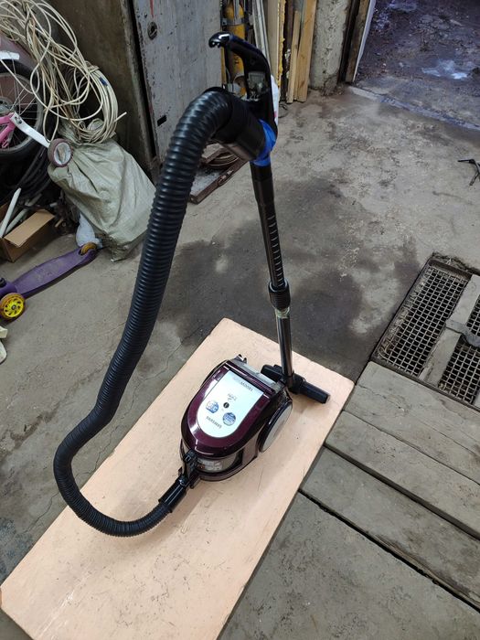 Пылесос Samsung стаканчик