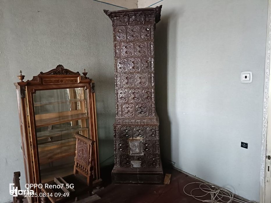Casa individuala de vanzare Reghin zona centrala, singur in curte.