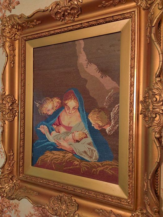 Гоблен Мадоната с младенеца