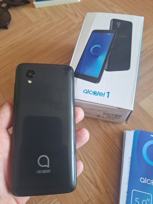 Телефон Alcatel 1