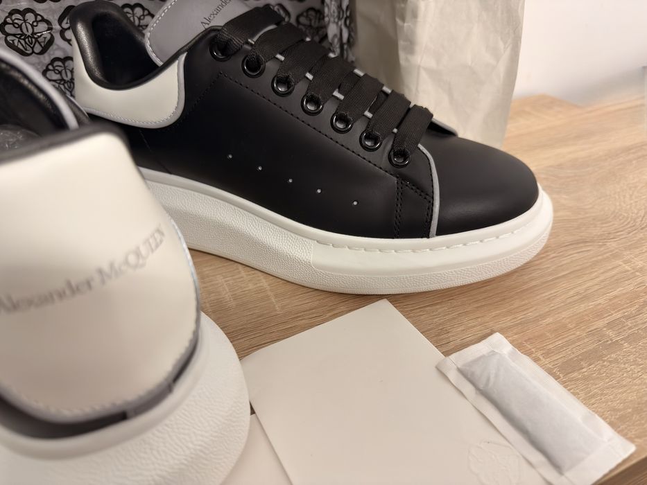 ! Reducere ! Adidasii alexander Mcqueen negrii reflective