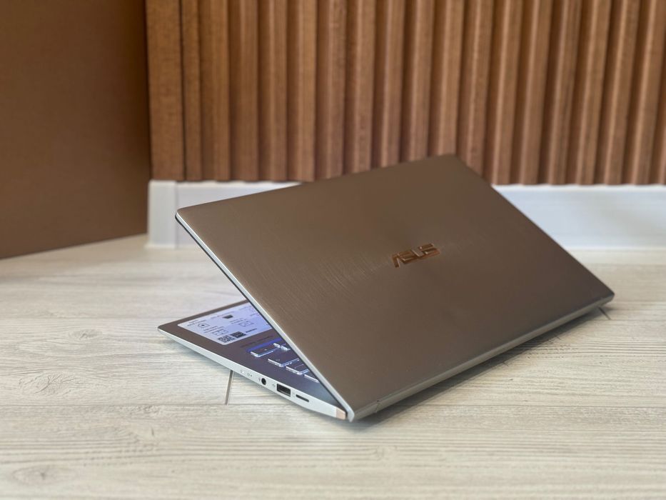 14.0 IPS /i5 10210U /MX250 /8GB /512GB /ScreenPad /ASUS ZenBook
