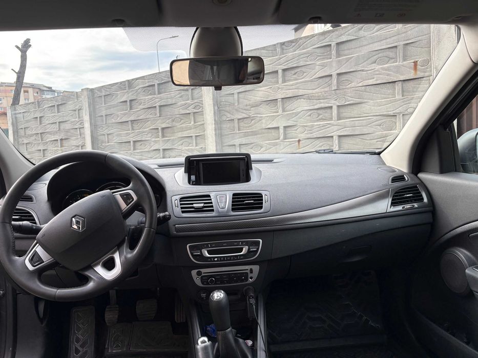 Renault Mégane III break 1.5 dCi (2012) – ITP valabil, 2 seturi de roți,
