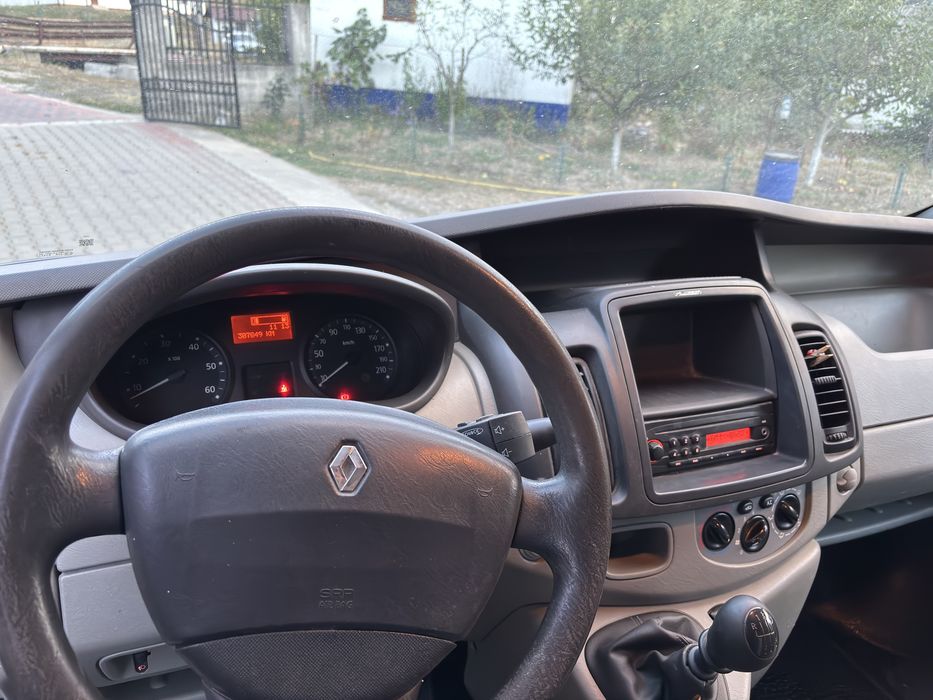 Renaul Trafic / opel vivaro