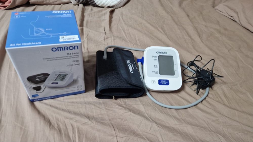 Автоматический тонометр Omron M2 Basic