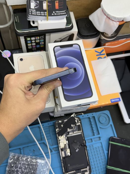 iPhone 12 64gb срочни сотилади