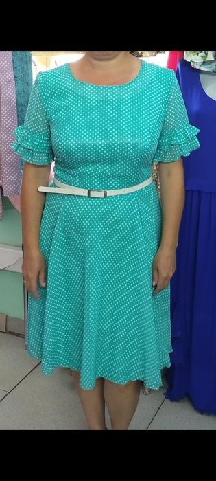 Продам платье 48 размер
