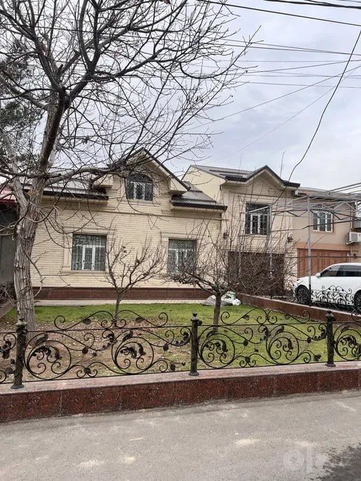 Чиланзарский  Домбрабад