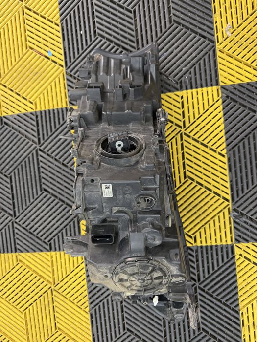 Far laser bmw G11 G12 2016 2020 far dreapta laser bmw G