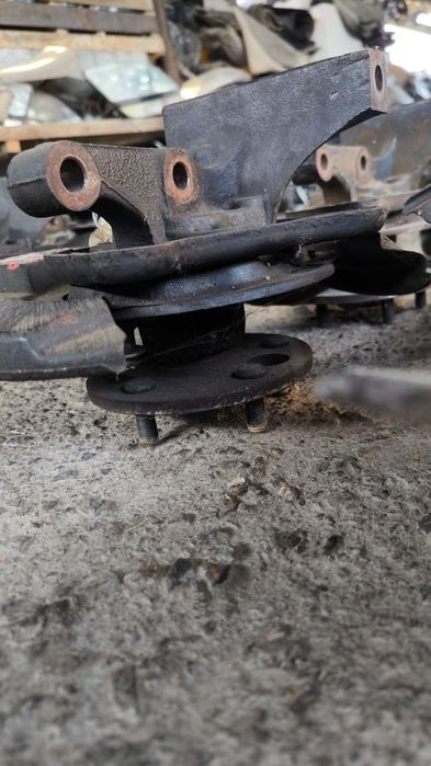 Задние ступицы 2вд рх300 
Видном 
Авалон