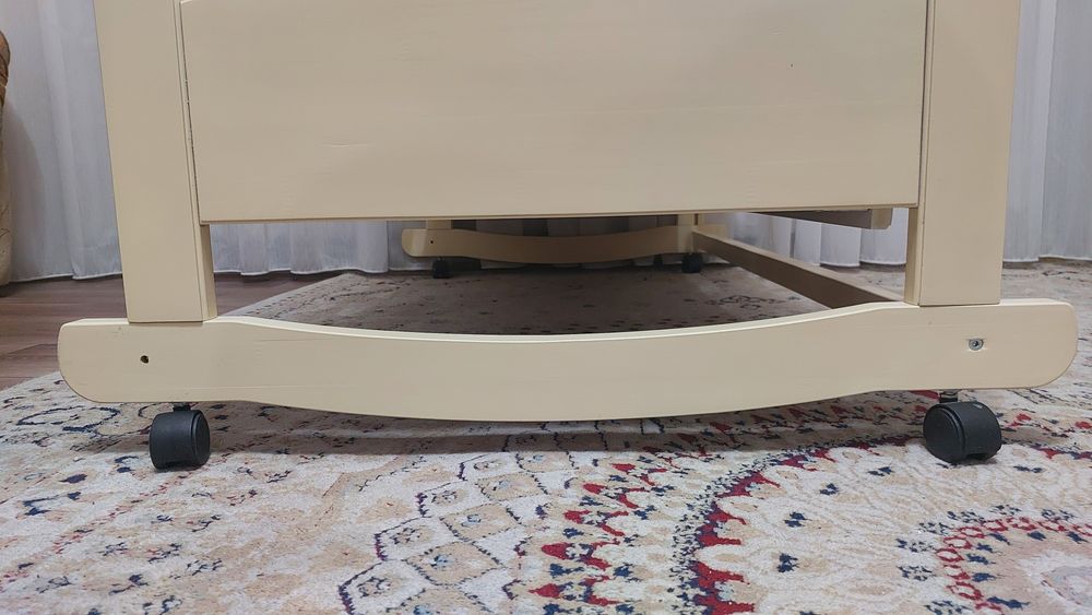 Детский кровать .