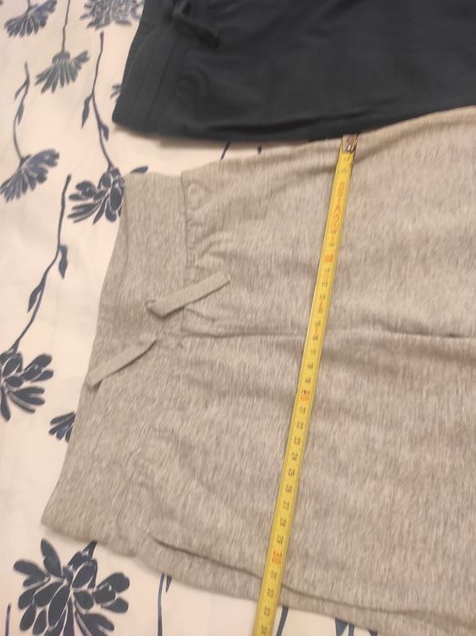 Set 2 pantaloni măr. 8-9 ani H&M