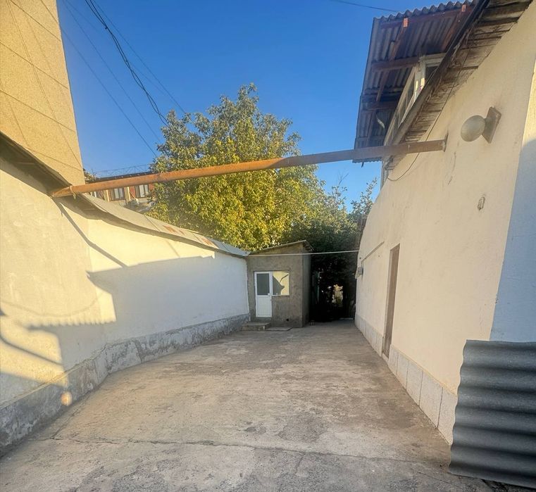 4сотих 1сотиги 35000$ дан булиши