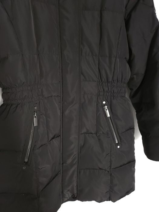 Яке Here+There с естествен косъм на качулката