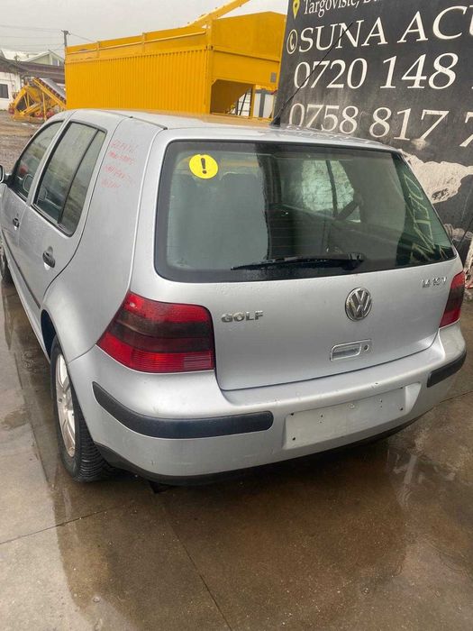 dezmembrez vw GOLF 4 1.4i cod motor AXP/usa fata golf 4/bara fata golf