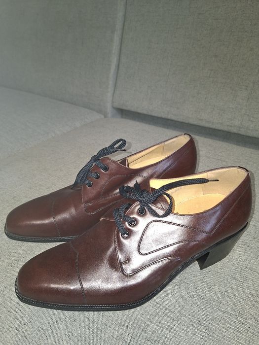 Туфли на каблуках