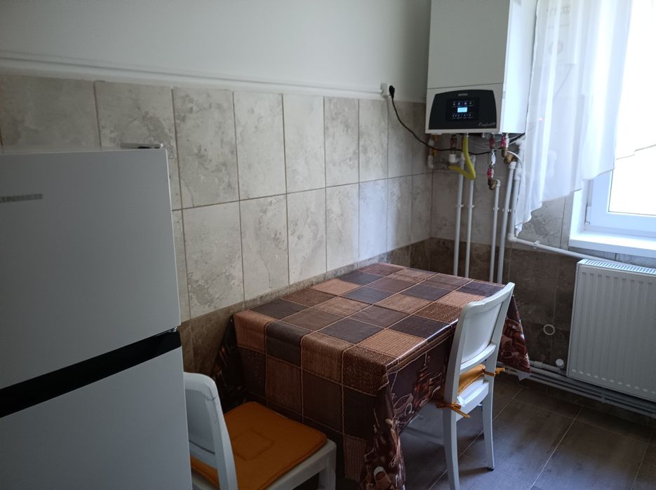 Proprietar închiriez ap 2  camera Tomis 2