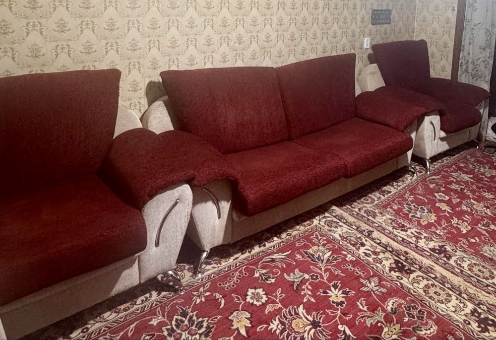 Диван и 2 кресла