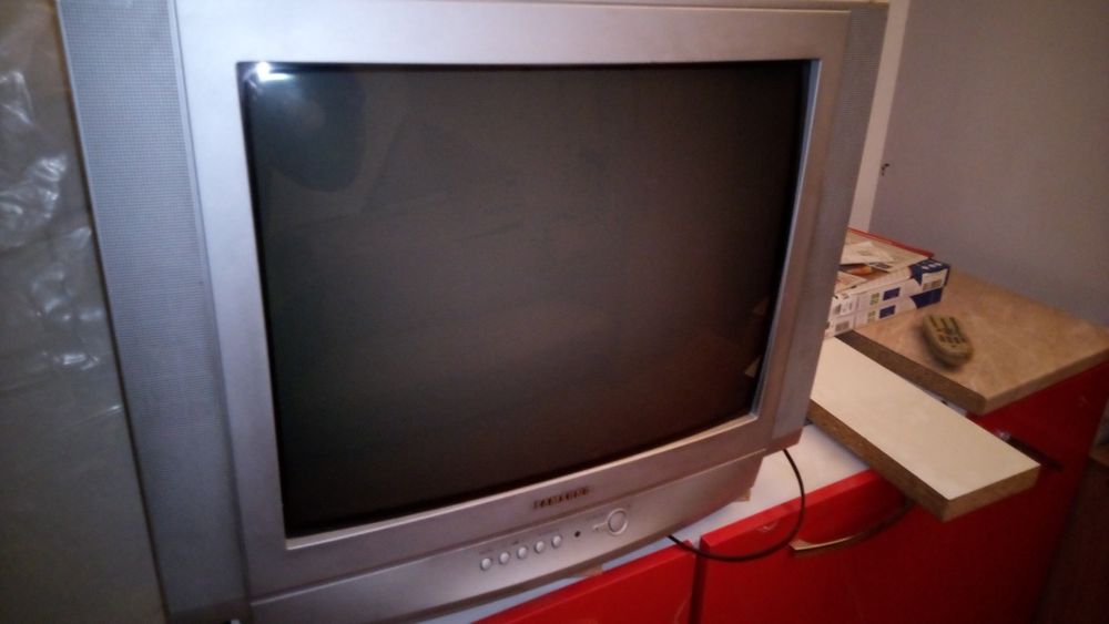 Цветен Телевизор Samsung