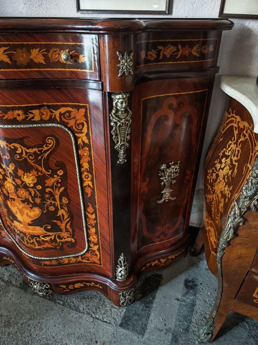 Барокова шкаф с интарзия