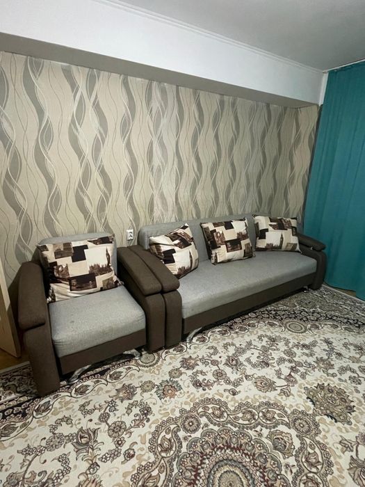 Продаётся диван в хорошем состоянии