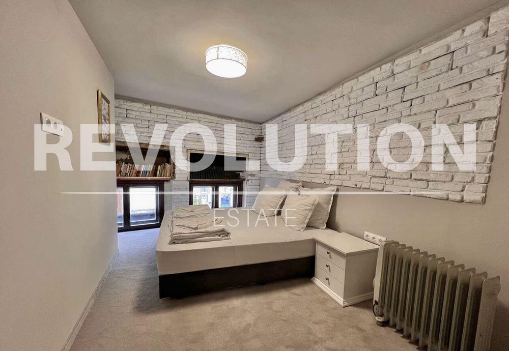 Дава се под наем Къща в Варна, Център - 200 кв.м за 1000 € - Снимка #3