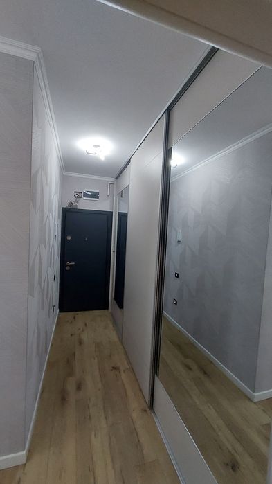 Vand apartament 3 camere in Ovidiu