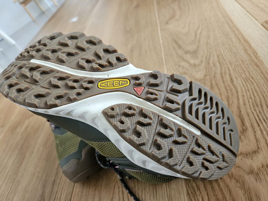 Bocanci / ghete munte Keen 37