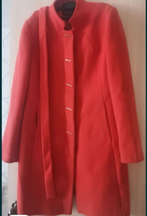 Пальто демисезонное