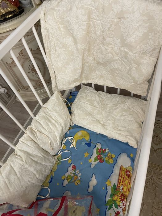 Кроватка детская для малышей