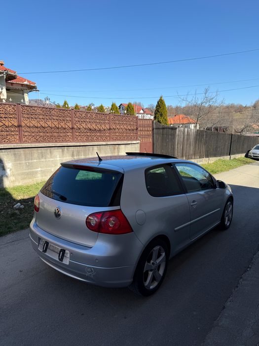 Vând Golf 5 GT Sport 1.9 TDI 6 trepte 2008