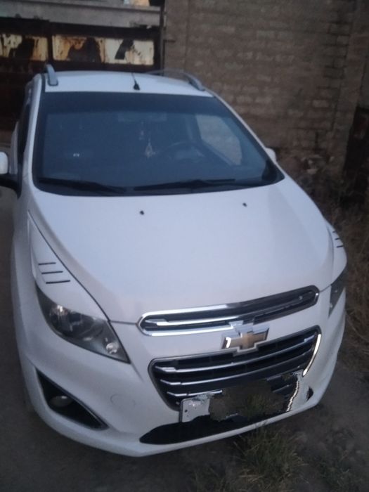 Mashina sotiladi sipark