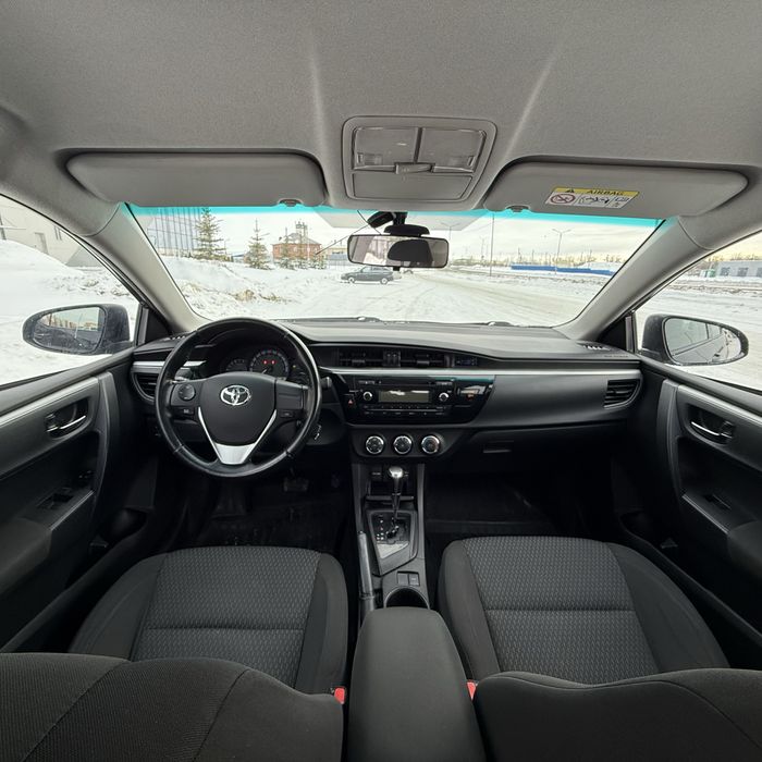 Тойота Королла 2014 г