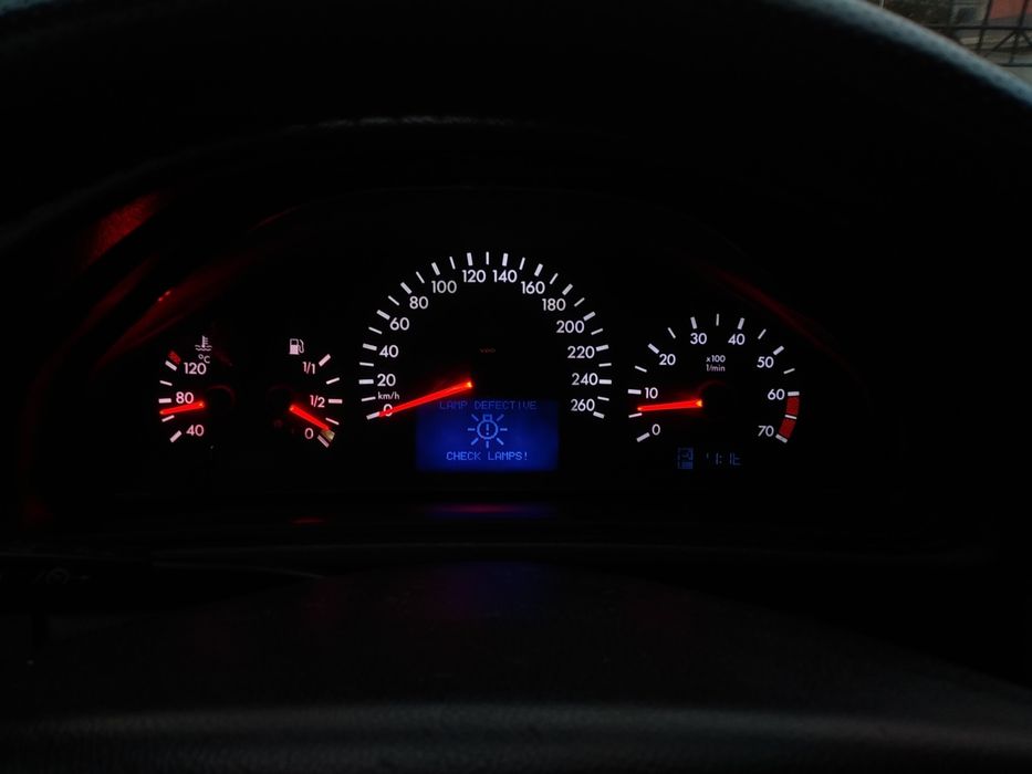 Щиток приборная панель