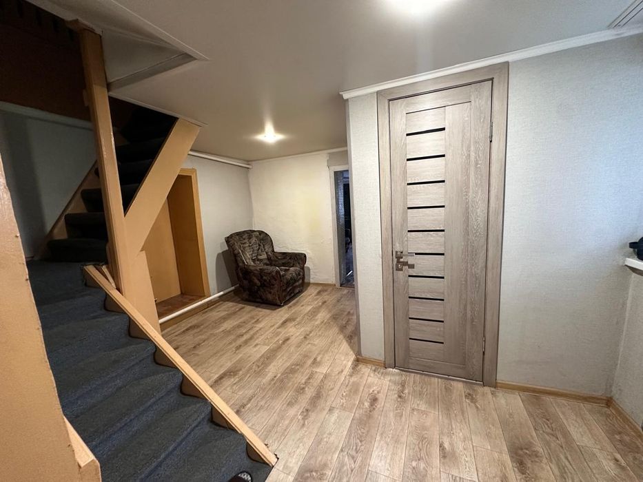 Продам дом 2 этажа.