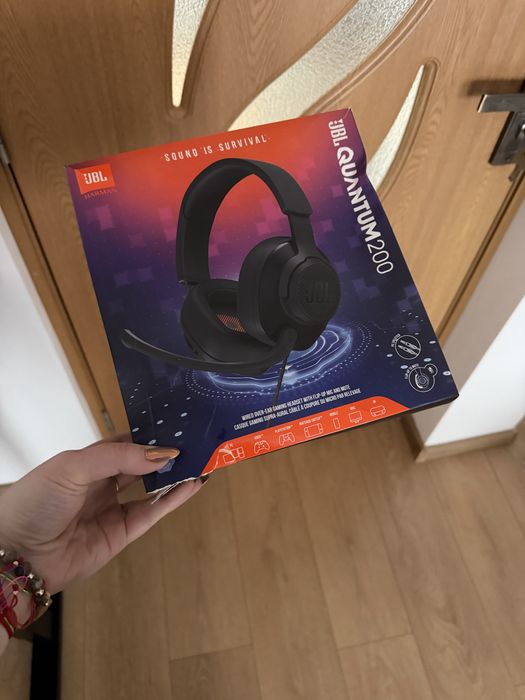 Casti JBL Quantum 200
