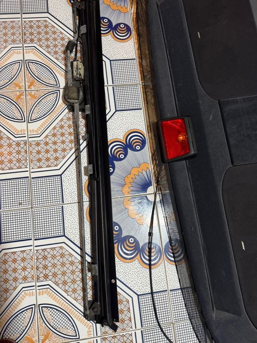 Электрошторка w140