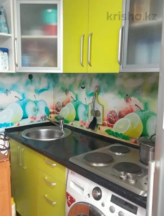 Продам двухкомнатную в меновном