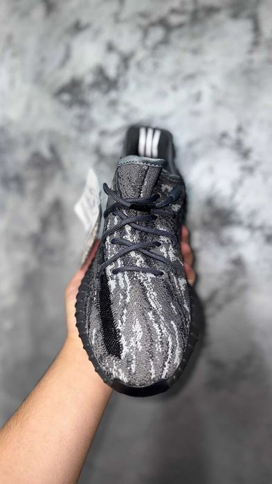 Adidas Yeezy 350