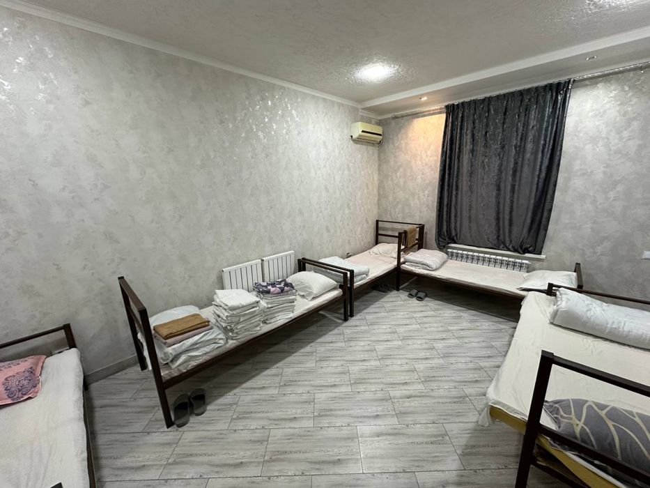 Гостиница 7-я находится возле аэропорта/Жд вокзал Северный