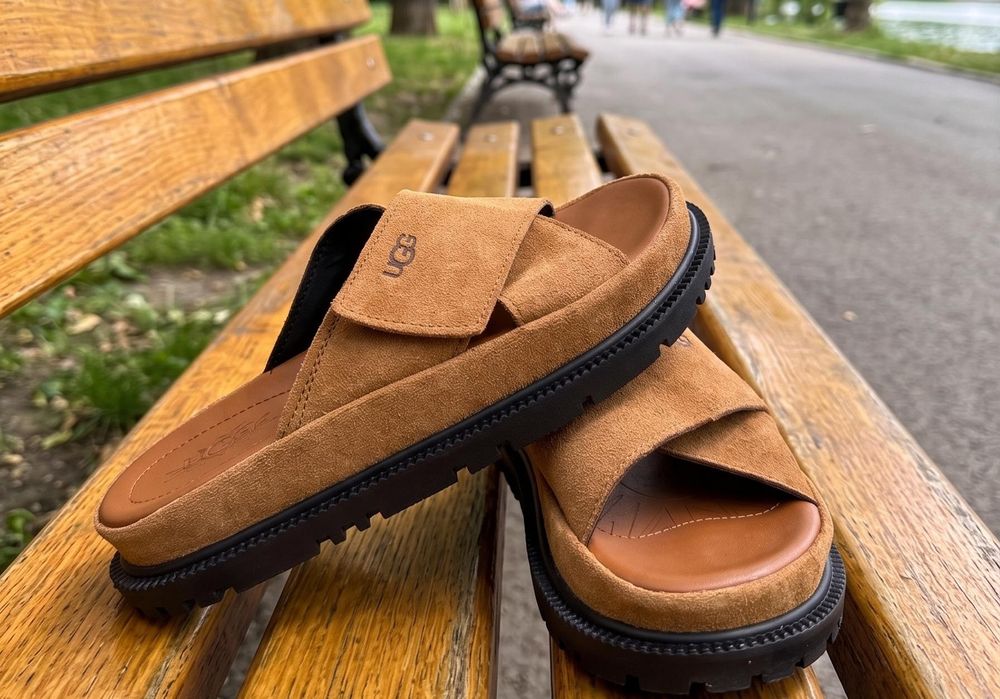 Papuci Dama UGG Bej - Calitate Premium