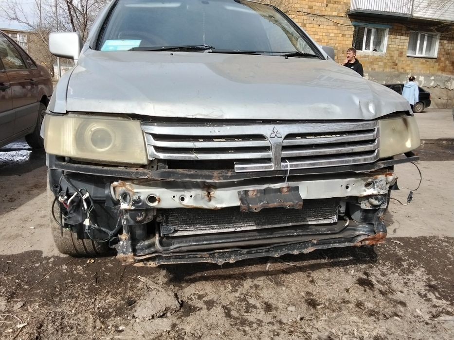Продам mitsubishi chariot