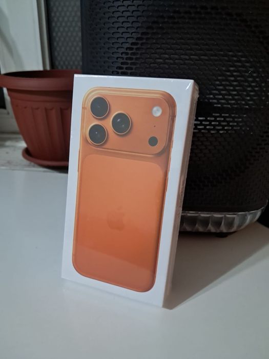 Продам Айфон 17про