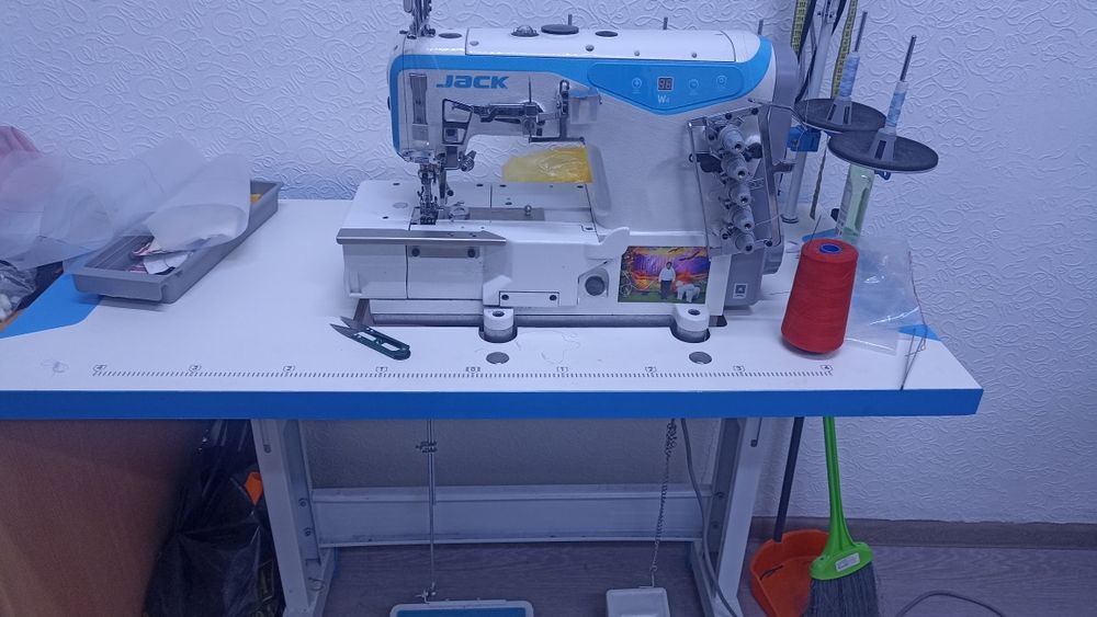 Продам швейные машины