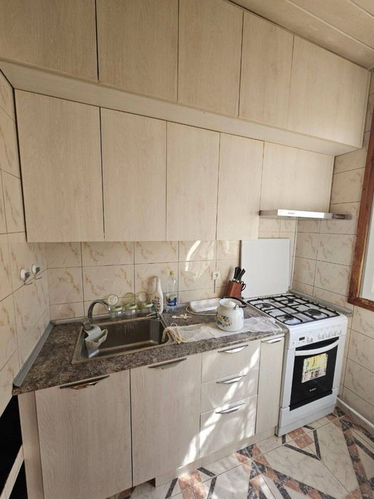 Буюк Ипак Йули 3/3/4 Банковская Поленова М.Горький Буз-Базар