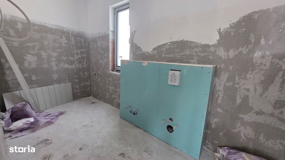 Vila P+1+M,1.8km M Râul Doamnei,Tva inclus,încălzire pardoseala