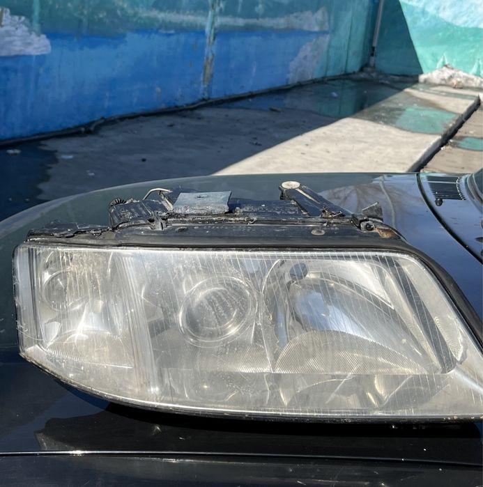 Продам фару ауди а6с5