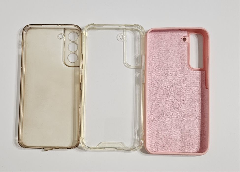Чехлы на Samsung S22 plus продам